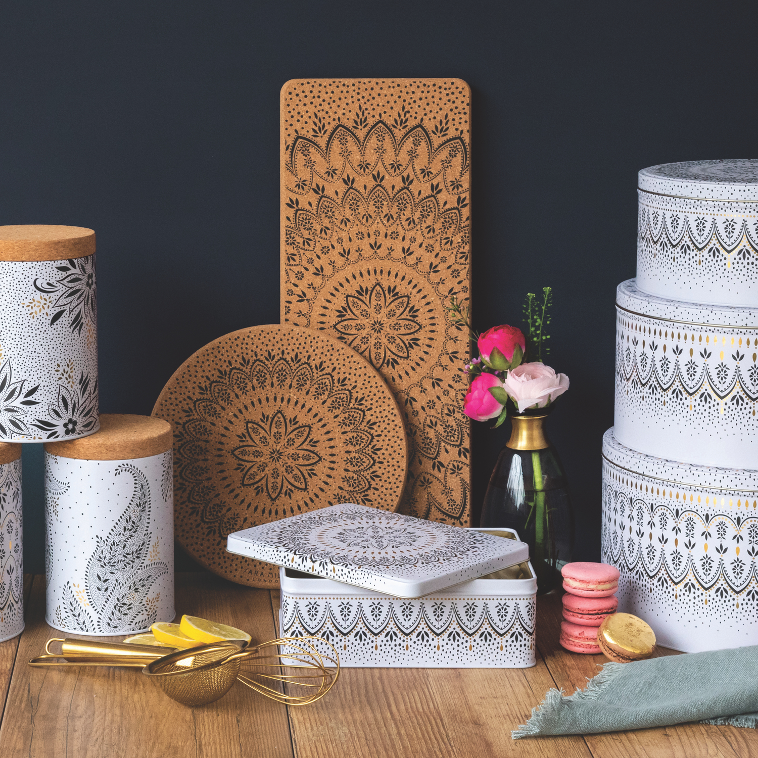 Sara Miller Artisanne Noir Collection - Kitchentins