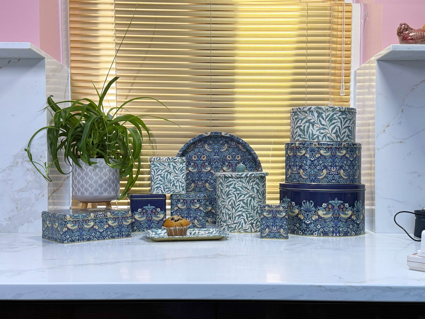Arts & Crafts Lifestyle Image - Kitchentins