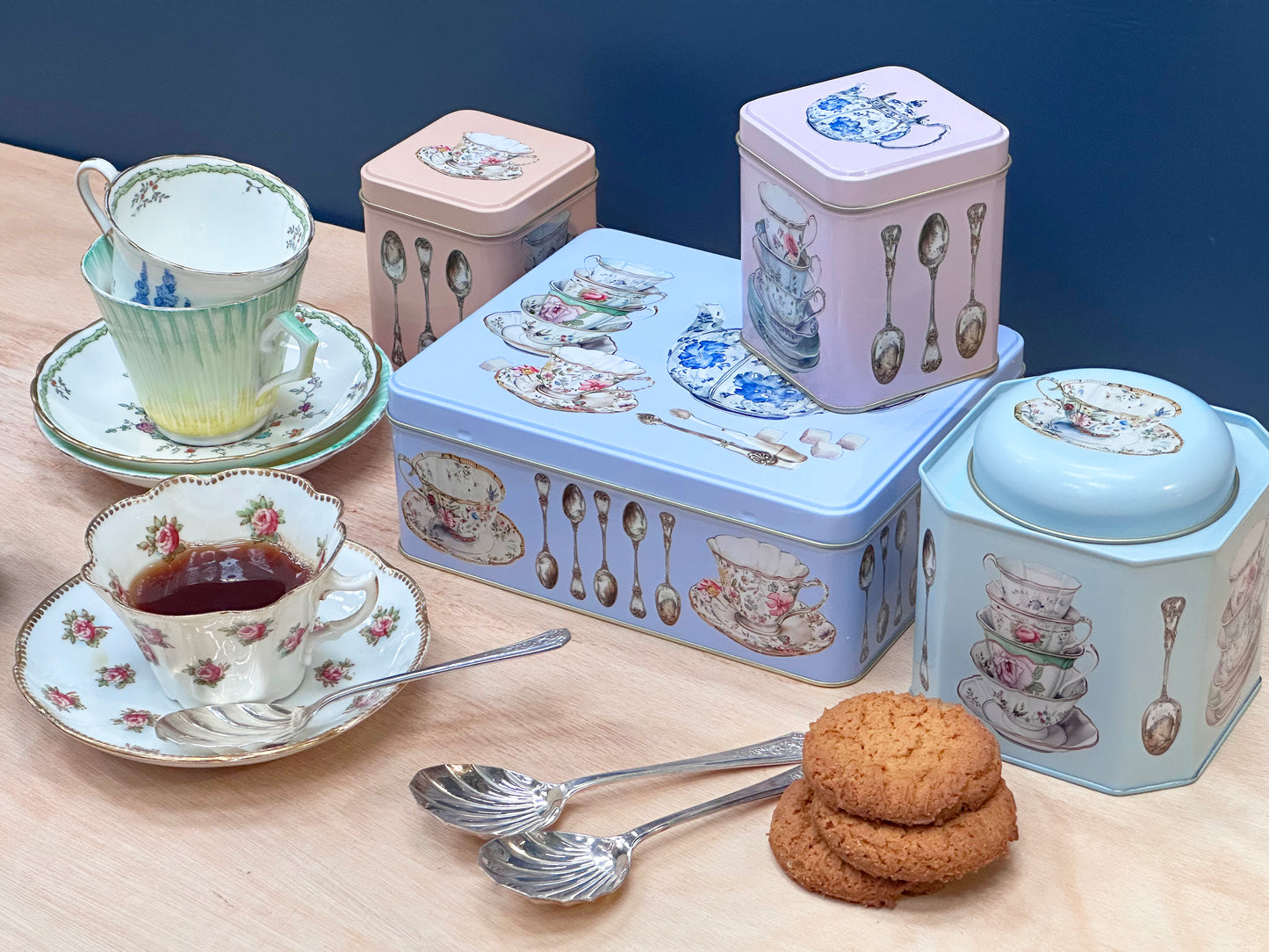 One Sugar Please lifestyle image - Kitchentins