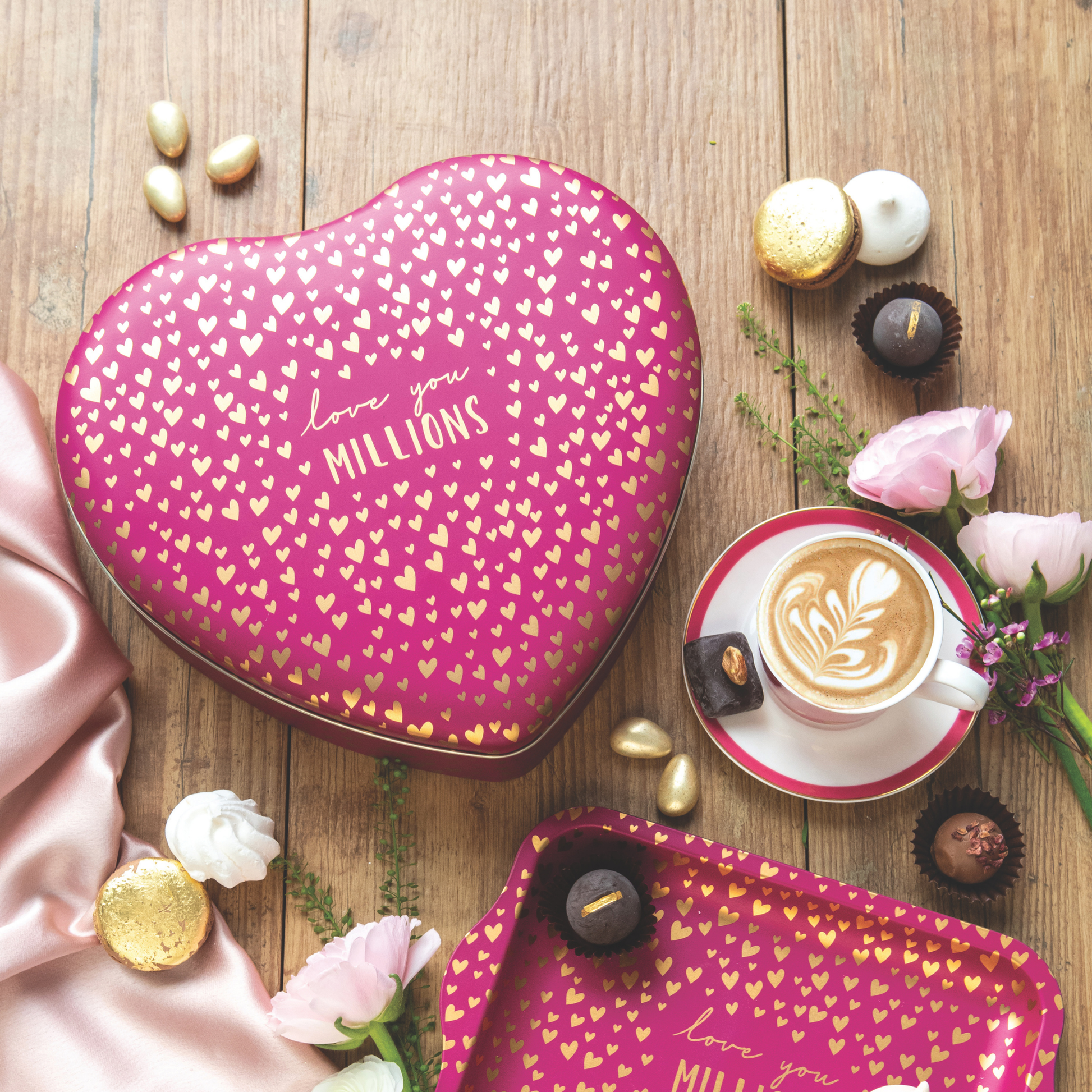 Kitchentins - Sara Miller Little Gestures Large Heart Shaped Tin